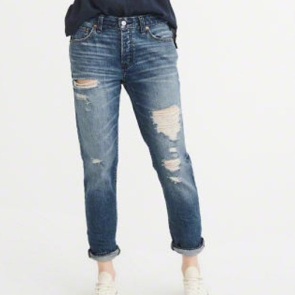 Abercrombie & Fitch Denim - Abercrombie Ames Boyfriend Distressed Relaxed Medium Wash Jean Size Size 27